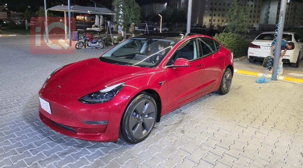 تێسلا مۆدێل 3